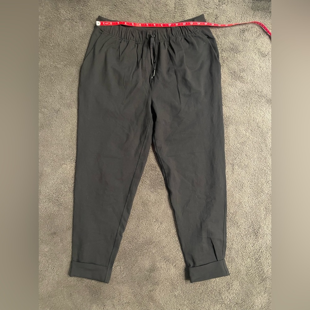 Lululemon Black Joggers Sweats L